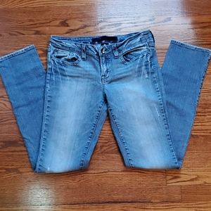 🌻 2/$10 Refuge Jeans - 9L